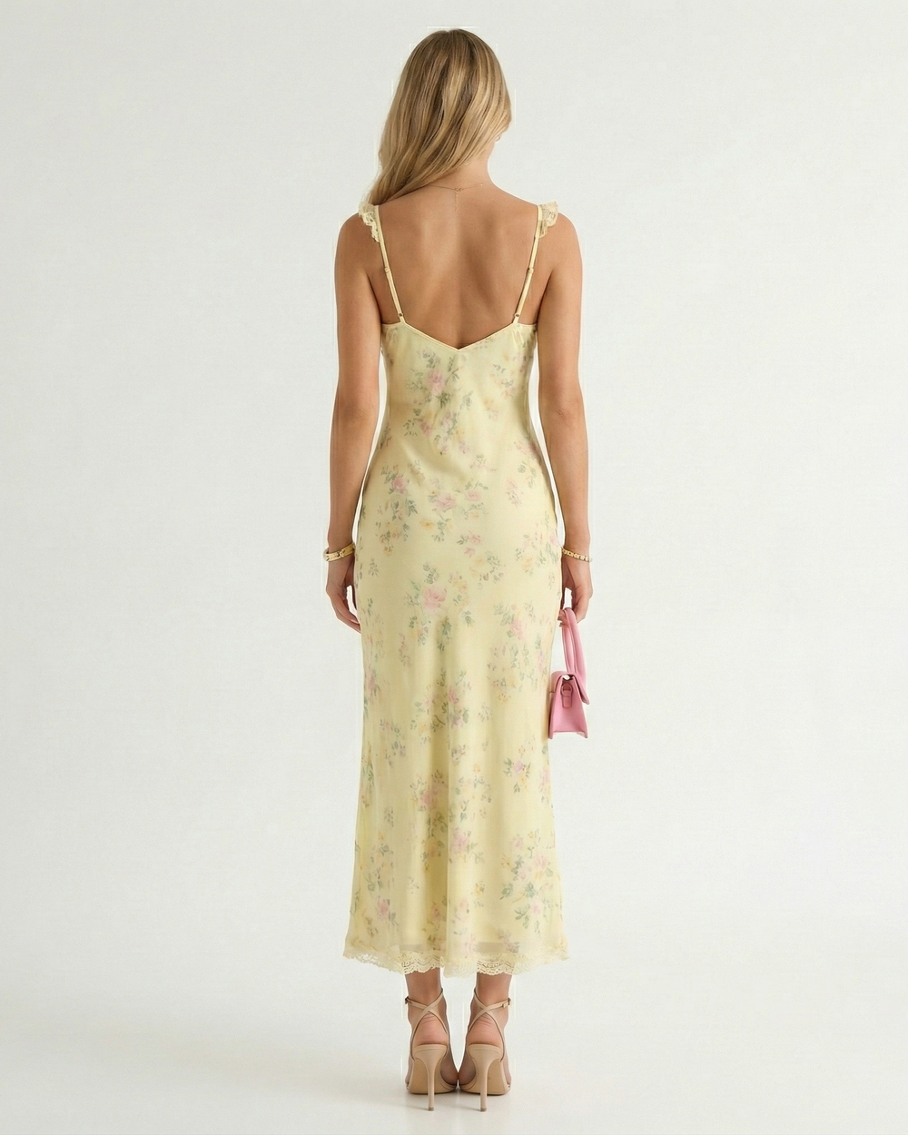 Sommerliches Blumenkleid