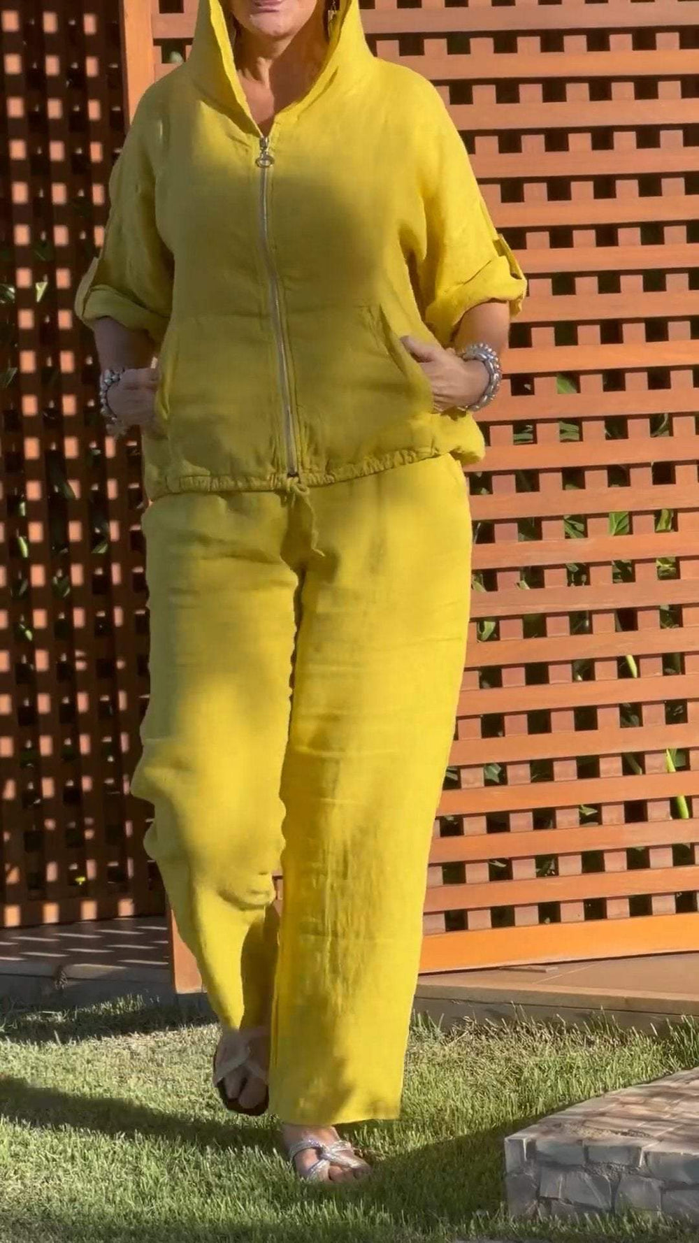 Florina - Set aus Hoodie mit Reißverschluss und Hose