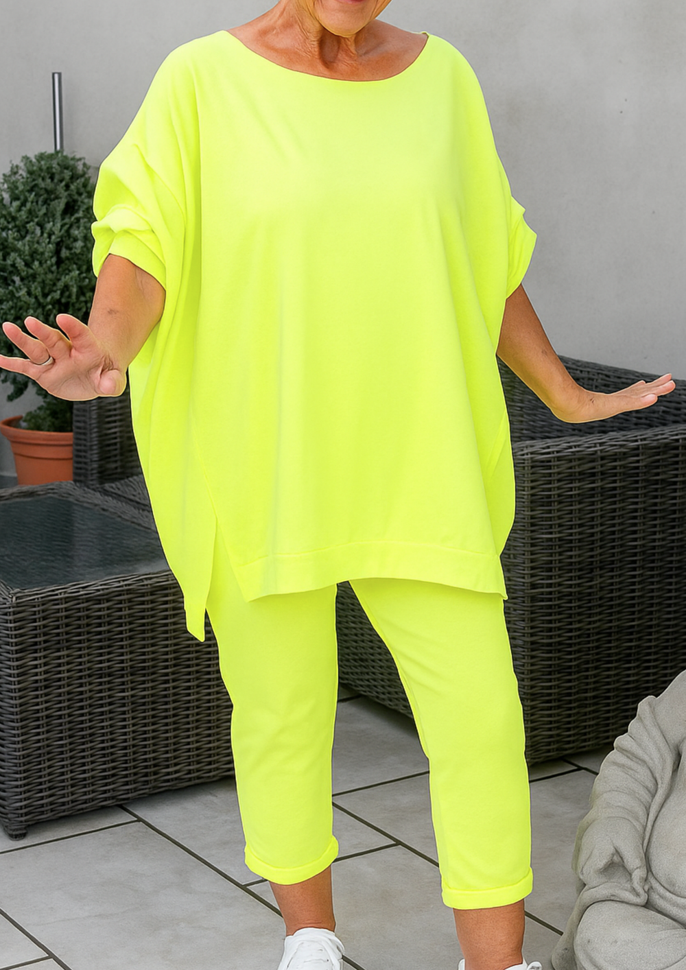 Rani Loungewear-Set mit Pullover-Top und verkürzter Hose | Gelb