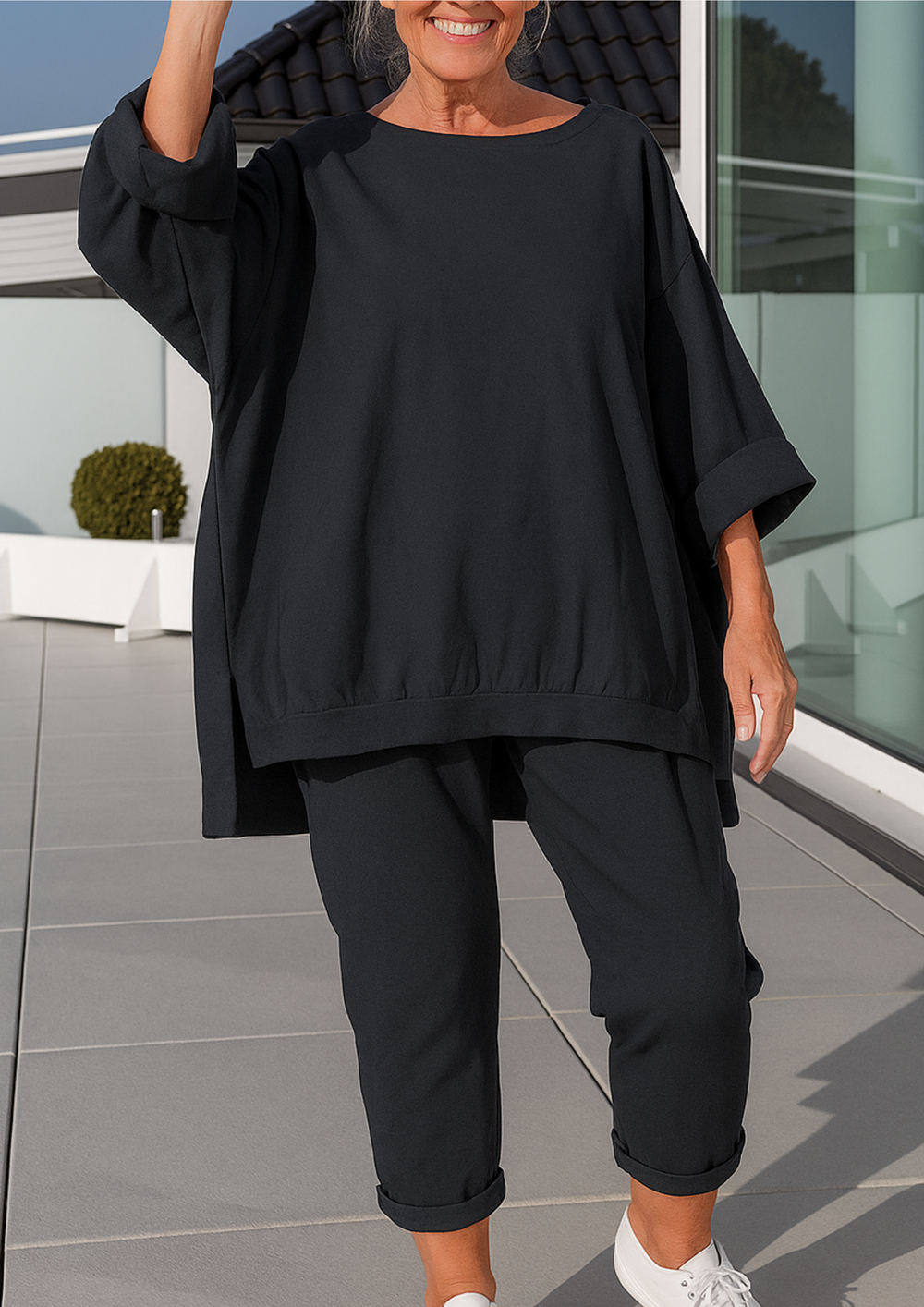 Rani Loungewear-Set mit Pullover-Top und verkürzter Hose | Schwarz