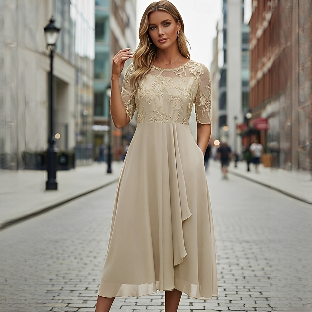Victoria - Elegantes Sommerkleid mit Spitzen