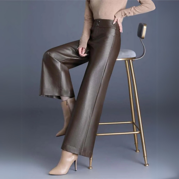 Mara | Weite Damen Lederhose elegant modern