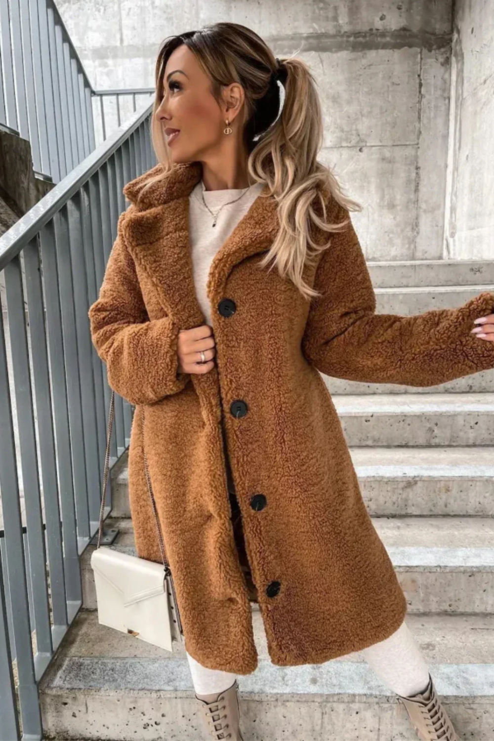 Jess Teddy Mantel | Braun