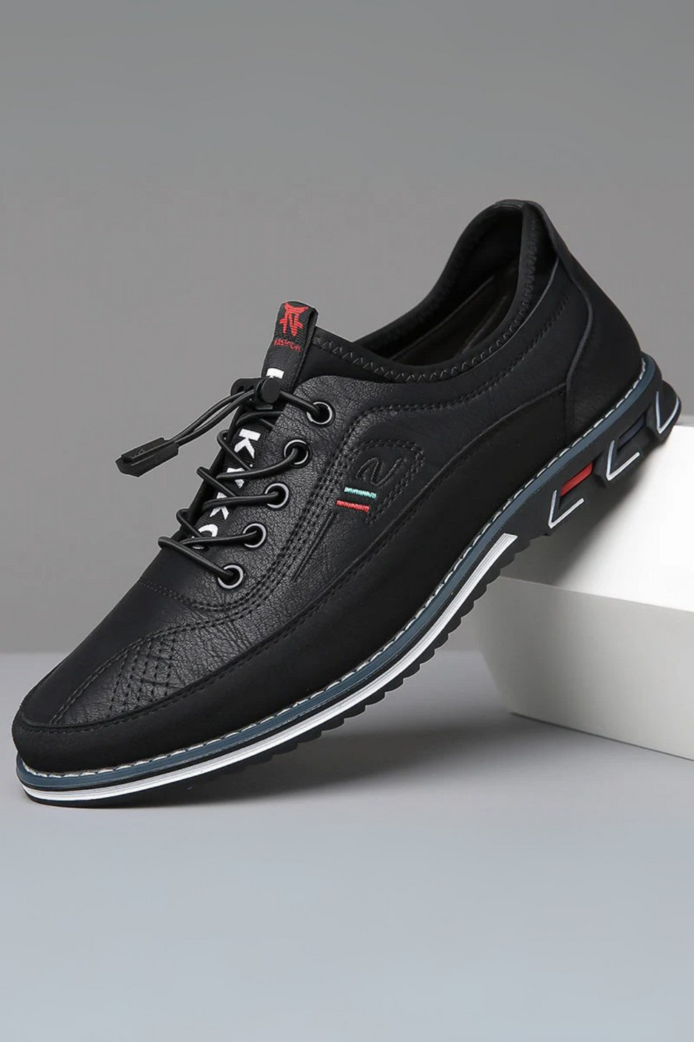 Bertholdt Eleganter Herrenschuh für Alltag & Komfort | Schwarz