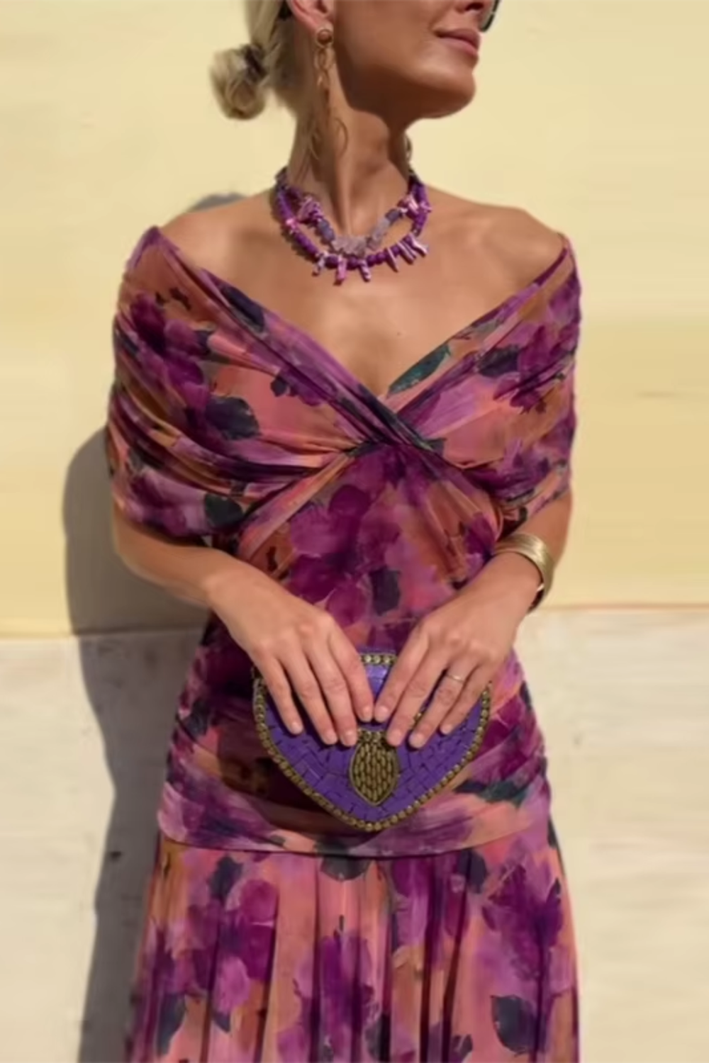 Nefeli – Elegantes Maxikleid Mit V-Ausschnitt Für Festliche Anlässe