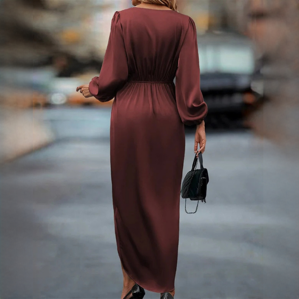 Leona - Modisches Kleid mit langen Ärmeln