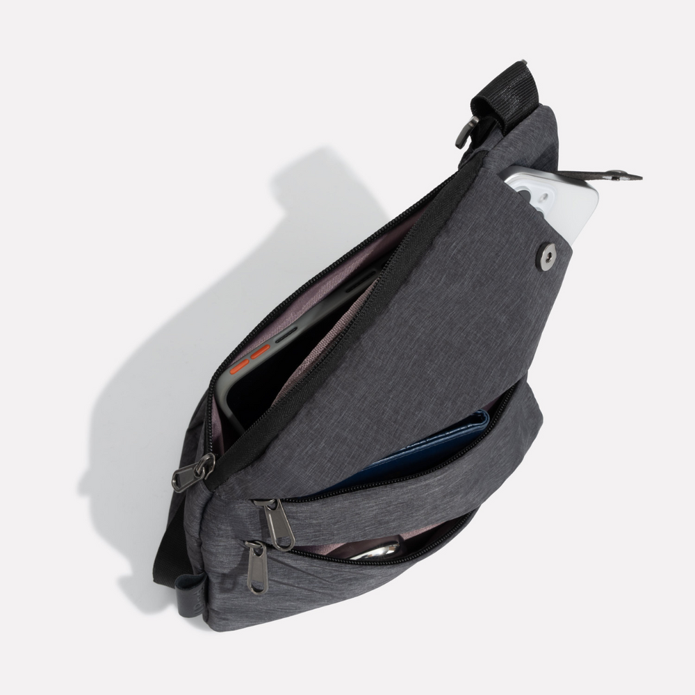 Liv | Sichere Schultertasche aus Nylon