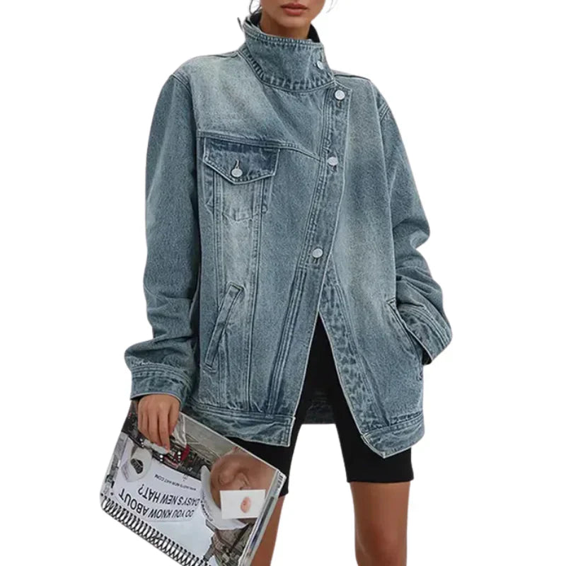 Cleo - Asymmetrische City-Jacke mit Knöpfen