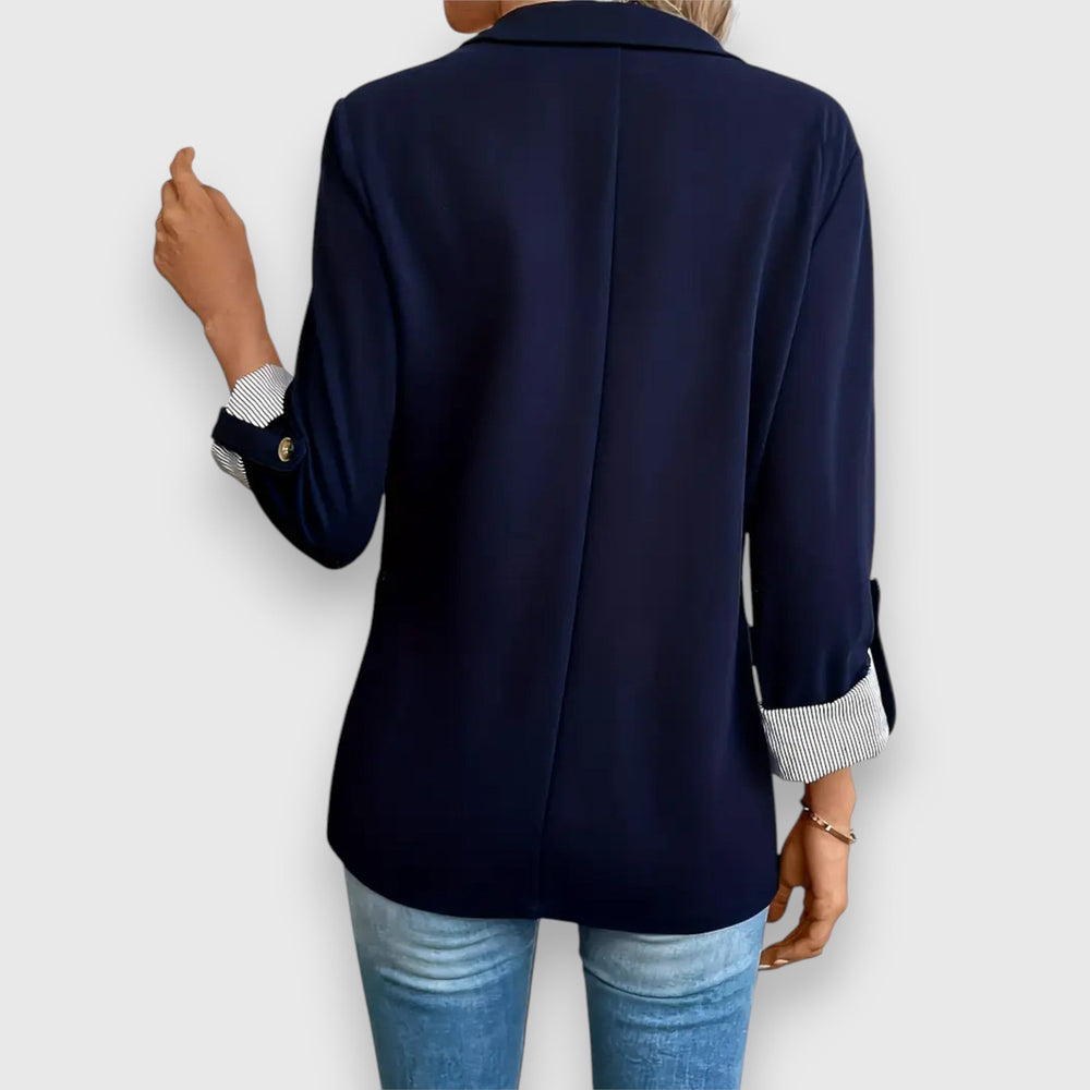 Sophie | This Moderner Damen-Blazer elegant geschnitten
