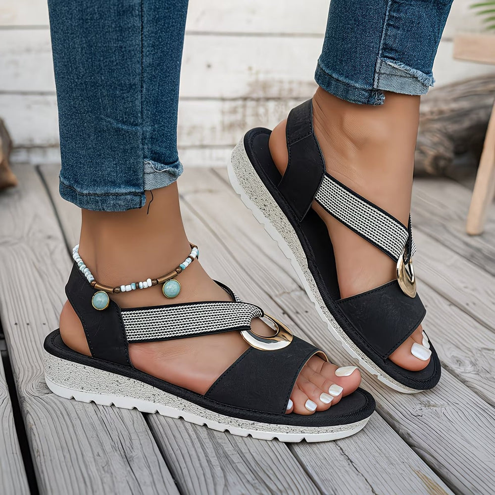Toriae - Riemchensandalen mit Ring-Detail