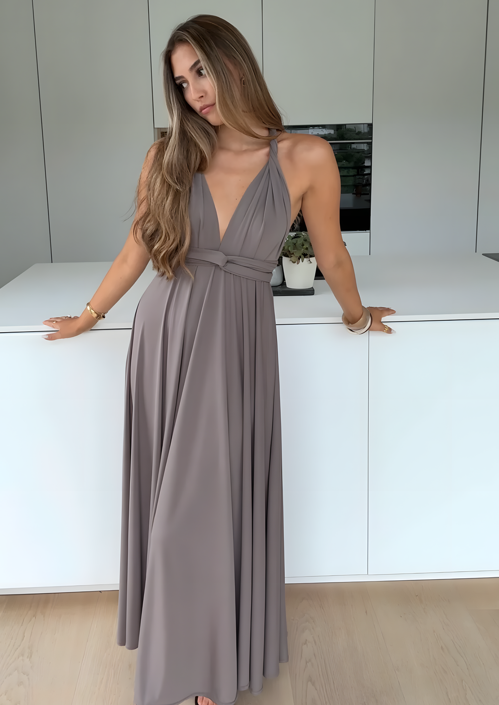 Nyxara Wandelbares Maxi-Kleid | Taupe