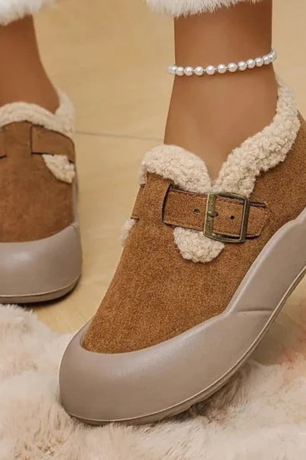 Ivory Bequeme Schuhe mit Fleecefutter | Khaki