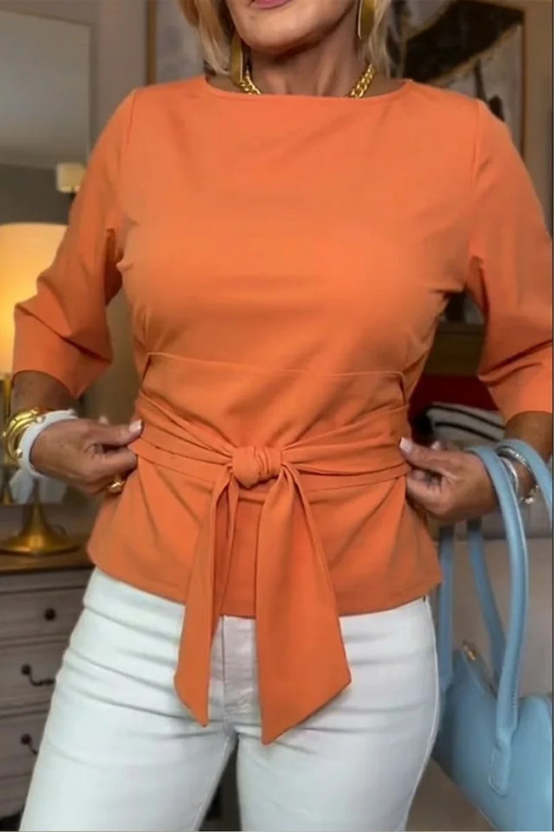 Shaniera – Stilvolles Oberteil Mit Bindegürtel