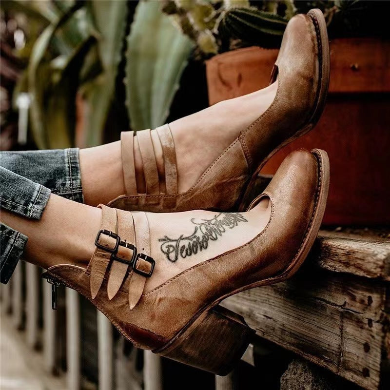 BEQUEME UND ELEGANTE STIEFELETTE