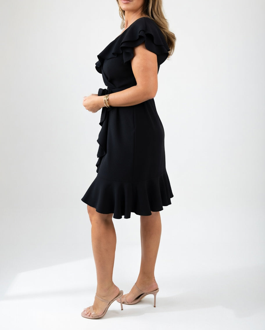 Geiss – Elegantes Fließendes Wickelkleid Mit Rüschen