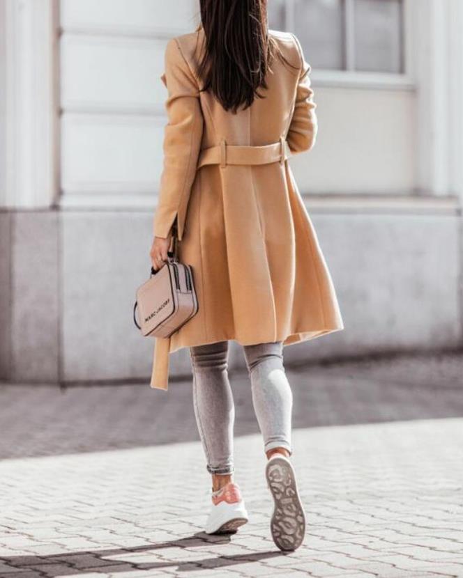 Elsa | Damen Stylischer Langer Steppmantel mit Kapuze