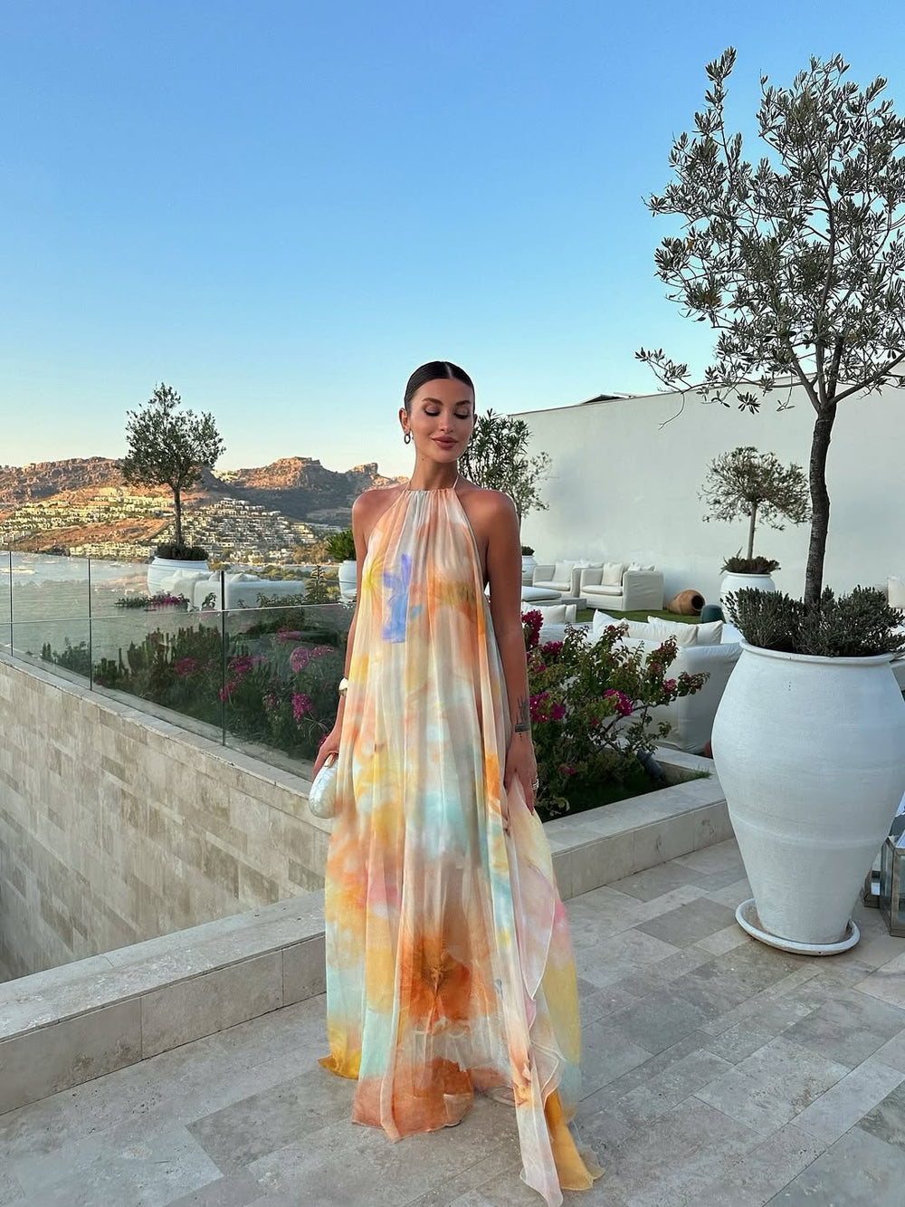 Corinna Damen bedrucktes Halterneck-Maxikleid