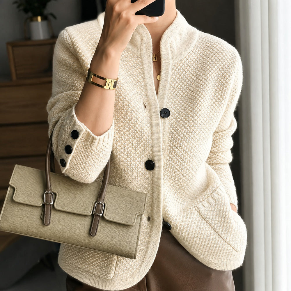 Edda - Gemütlicher Cardigan mit Knöpfen