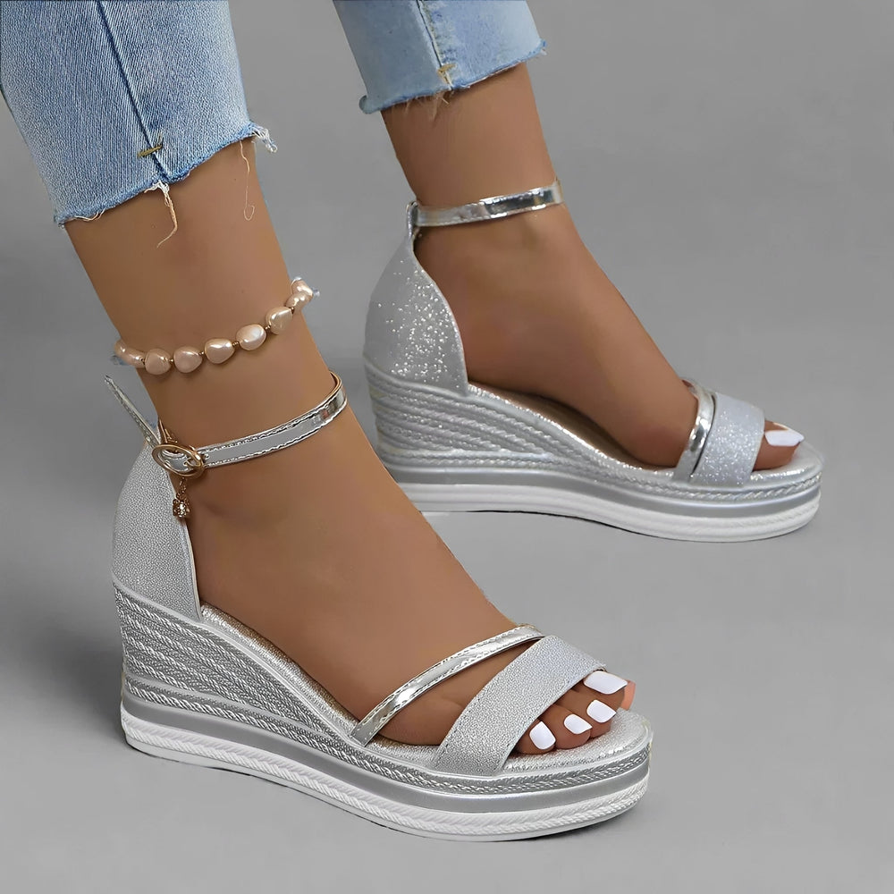 Mildred - Stilvolle Sandalen mit Schnalle