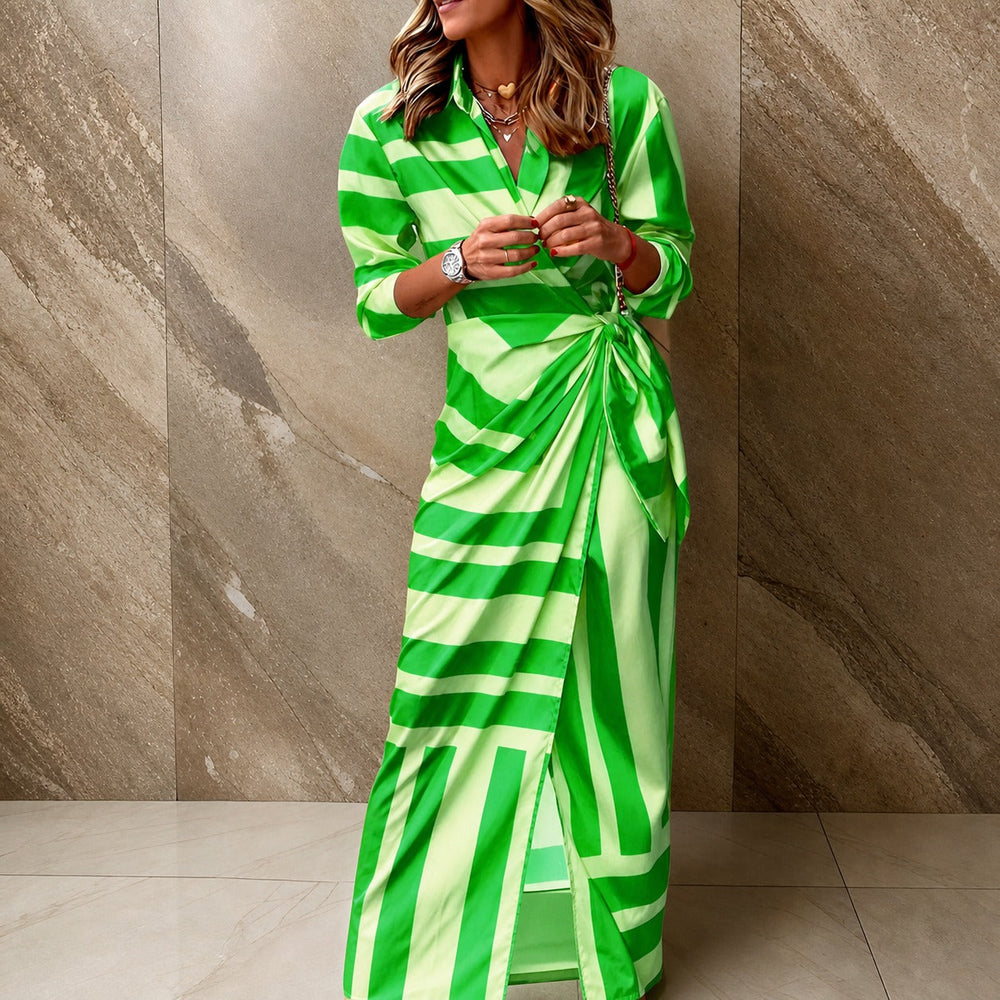 Aliza - Stilvolles Gestreiftes Wickelkleid