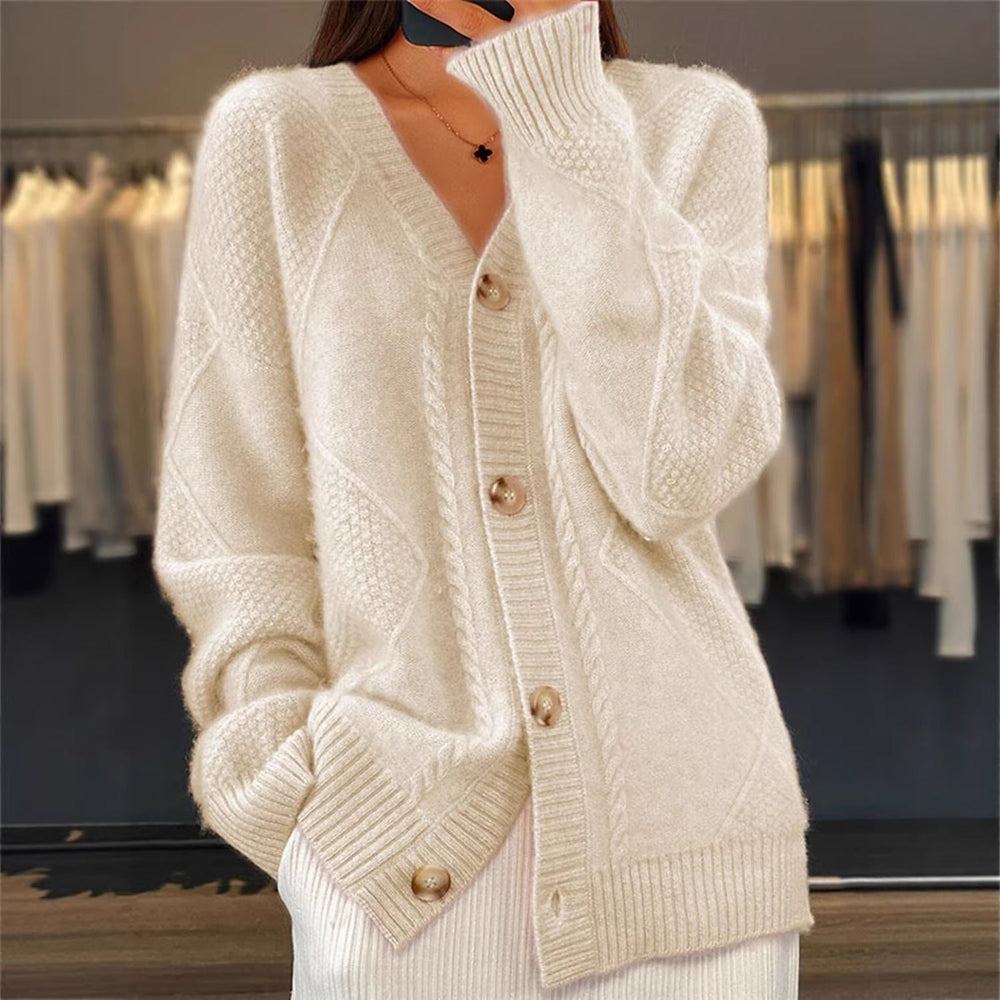 Damen nan oversized Strickcardigan mit Zopfmuster, V‑Ausschnitt und großen Knöpfen Drune
