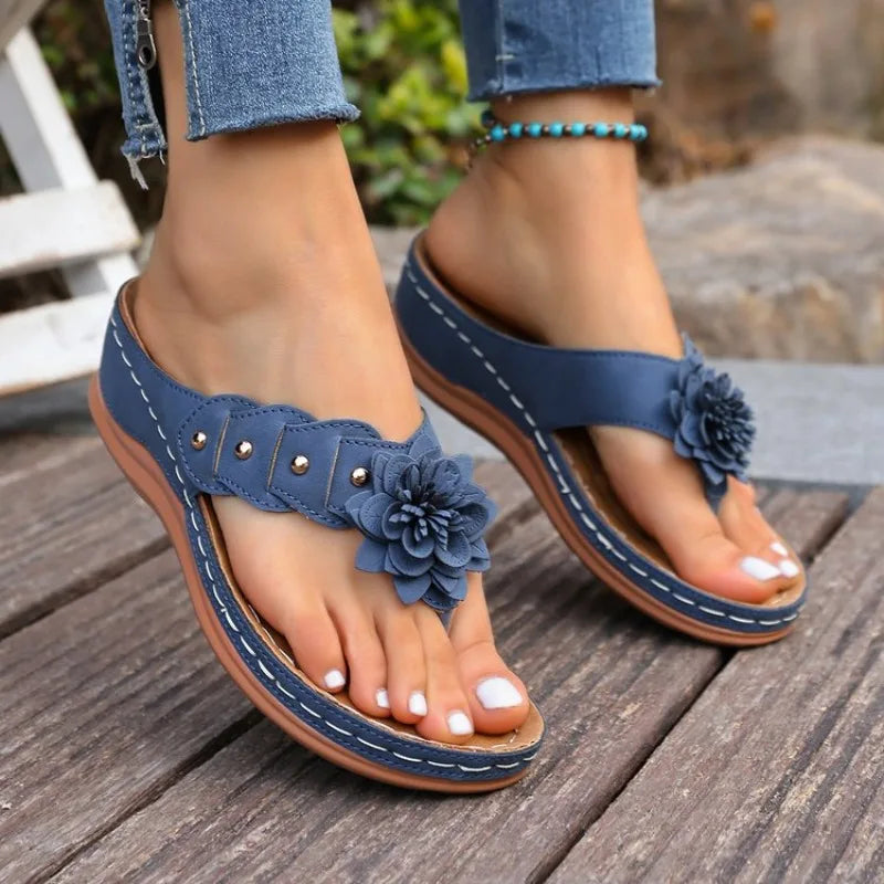 Amelie™ Keilsandalen Mit Blumenapplikation Und Breiten Riemen