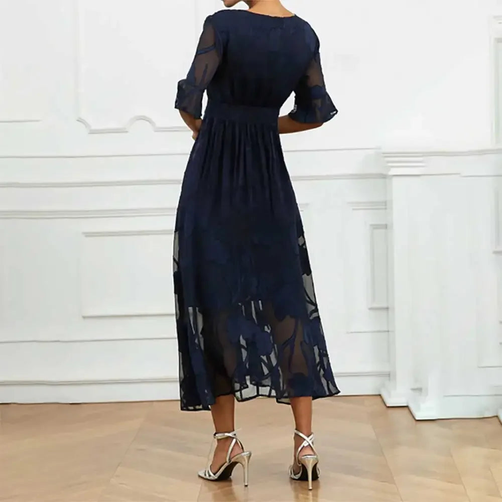 Celira™ Kleid mit Raffiniertem Floral-Design