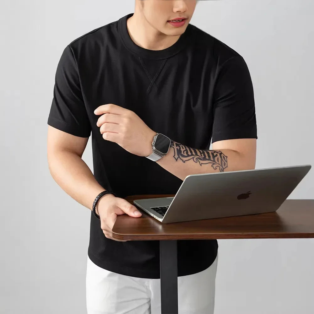 Louis™ T-Shirt aus Premium-Baumwolle mit Elasthan und geripptem Rundhalsausschnitt
