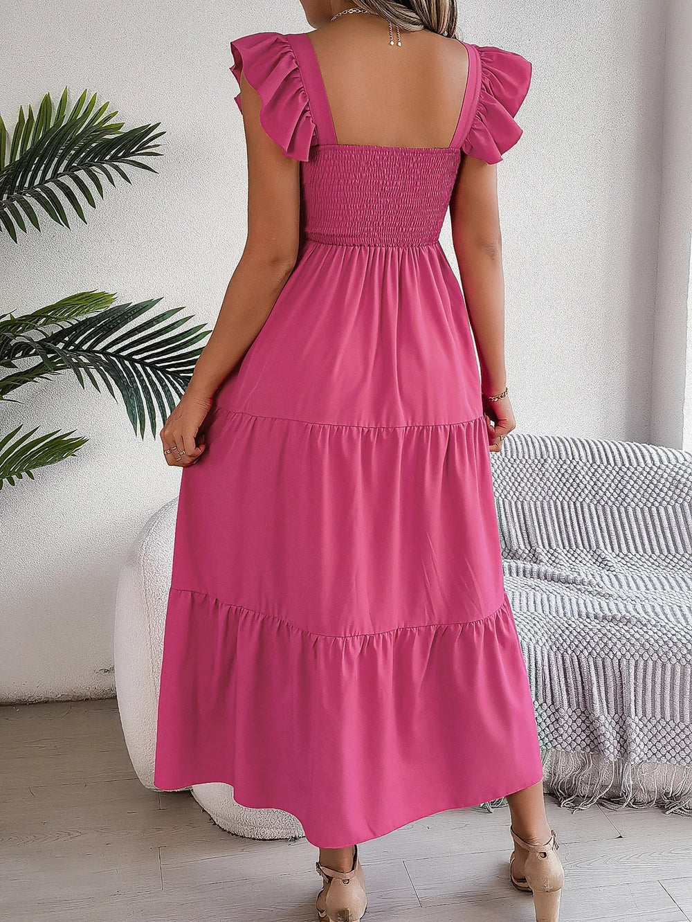 Yessa - Elegantes Stufen-Kleid
