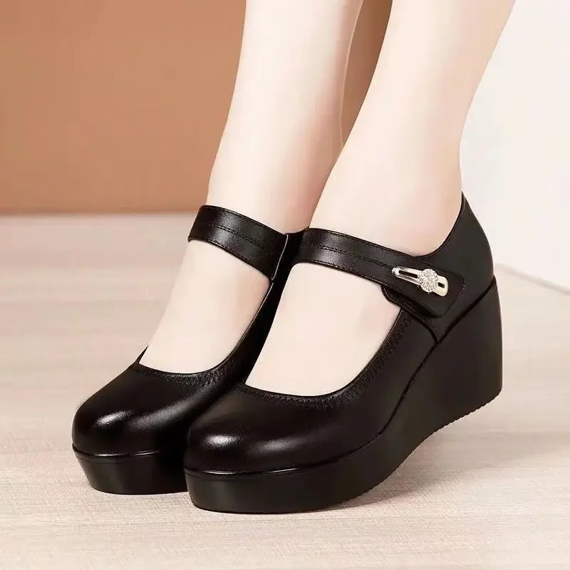 Mary™ Plateau-Absatzschuhe mit verstellbarem Verschluss