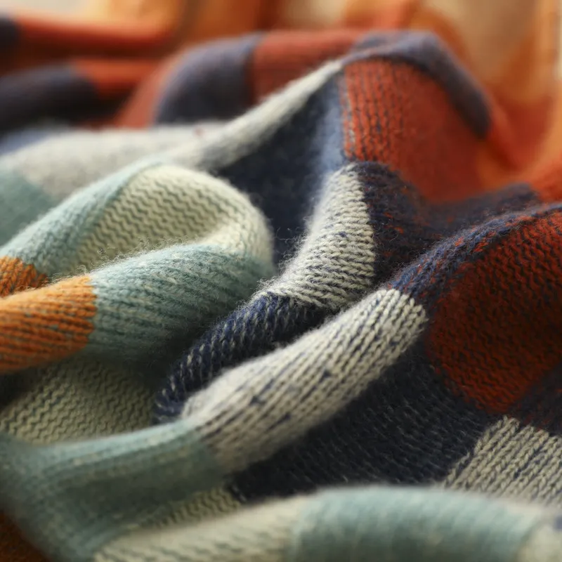 Drune | Bunter Rollkragenpulli mit Patchwork-Muster