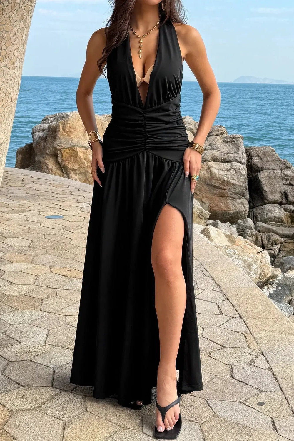 Damen Halter Maxikleid mit V Ausschnitt Schlitz und Raffung