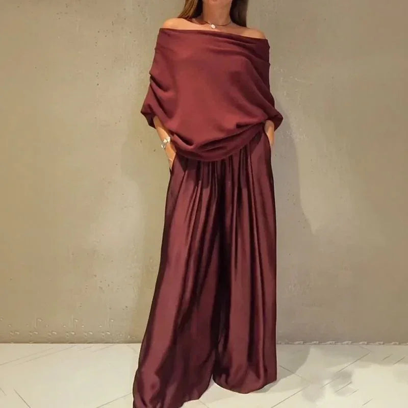 Nysa™-Set mit Satinhose und Bluse aus hochwertigem Strickstoff / Gemütlichkeit und Eleganz mit dezentem Luxus.