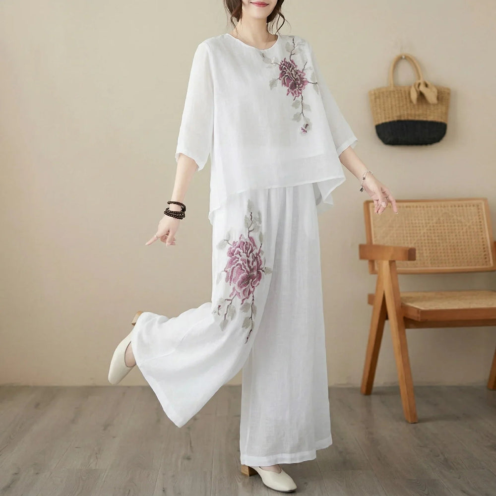 Nicole™ Set aus Baumwoll Leinen mit zarter Blumenstickerei und Pantalon Hose