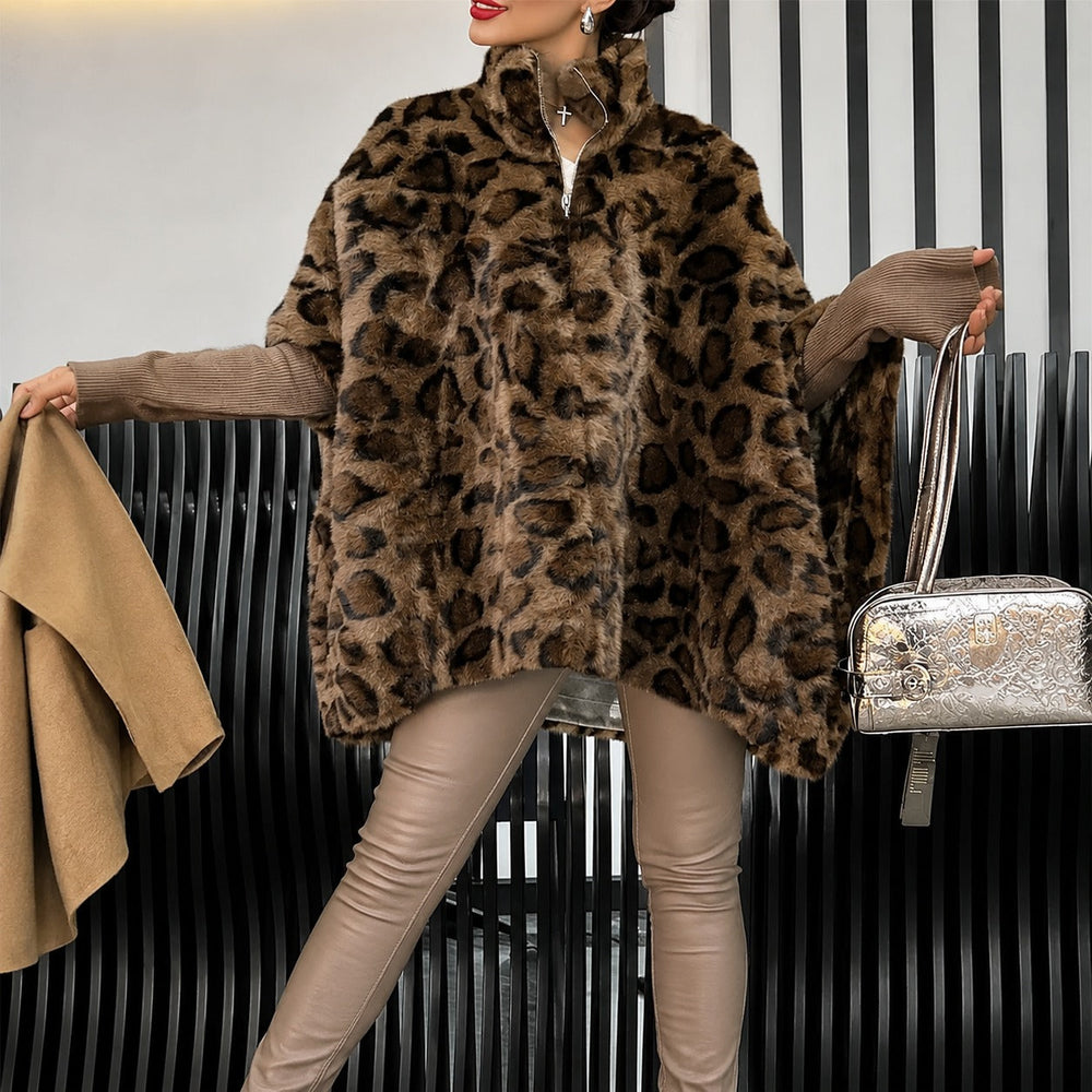 Mantel Maren™ mit Animalprint aus Kunstfell und Gerippten Ärmeln