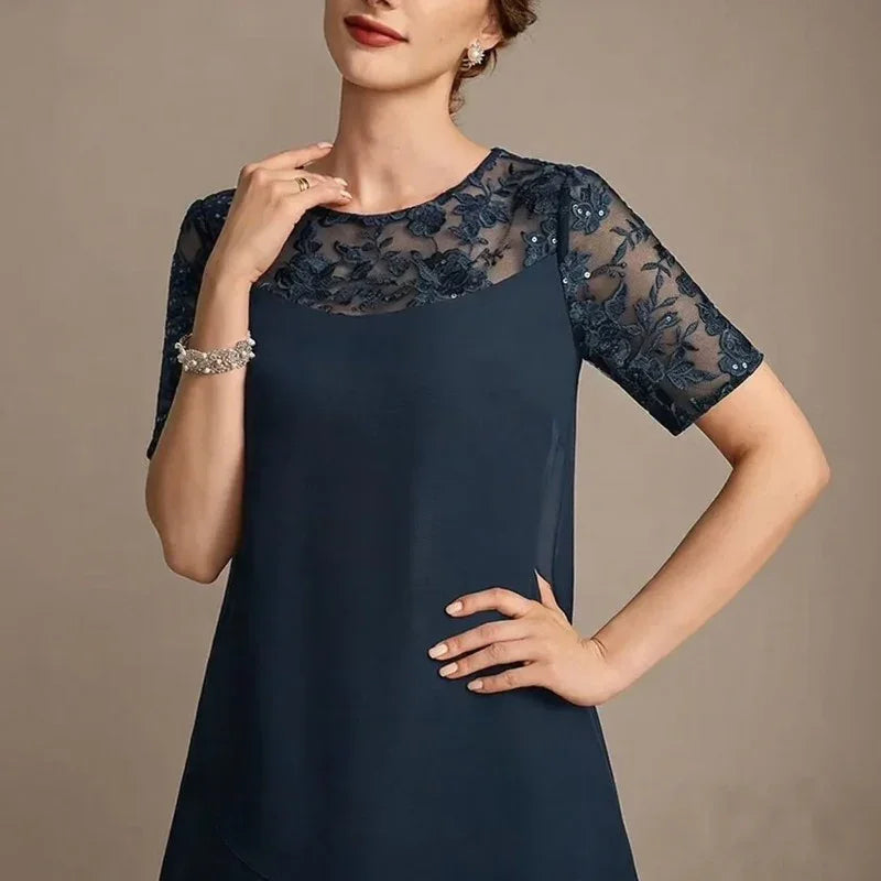 Monéa™ Kleid mit Spitzendetail und Eleganten Lagen
