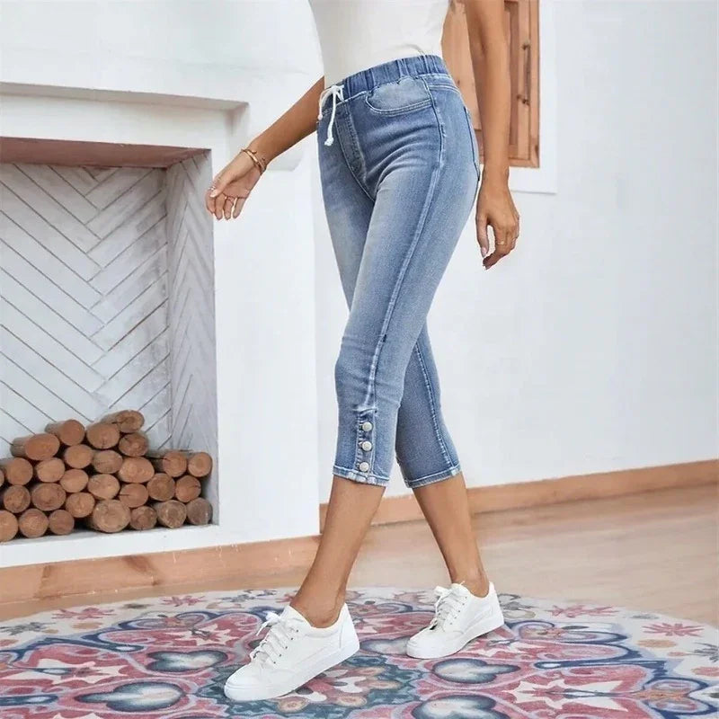Lunessa™ Capri-Jeans mit Flexibler Passform und Verstellbarem Bund
