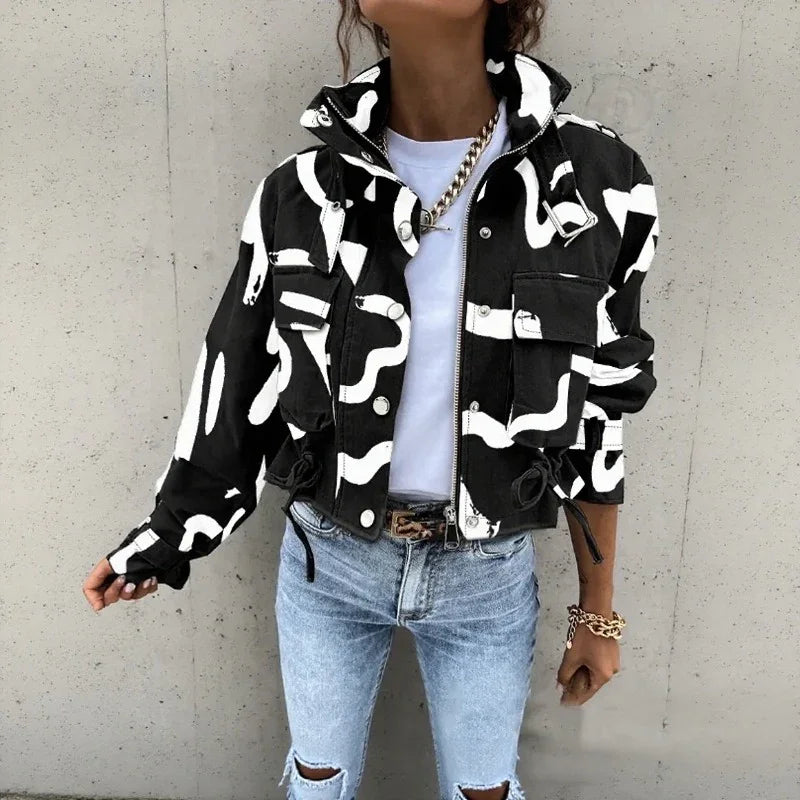 Valkyra™ Jacke Im Cropped-Schnitt Mit Modernem Utility-Design