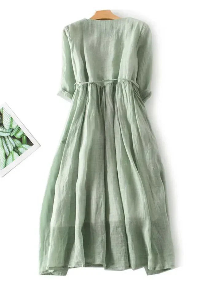 Elina | Feminin geschnittenes Leinenkleid
