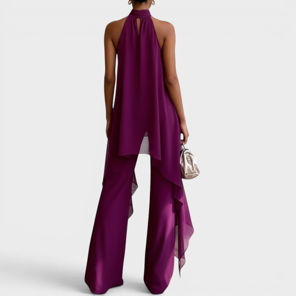 CLARA – Elegantes Set mit Halterkragen