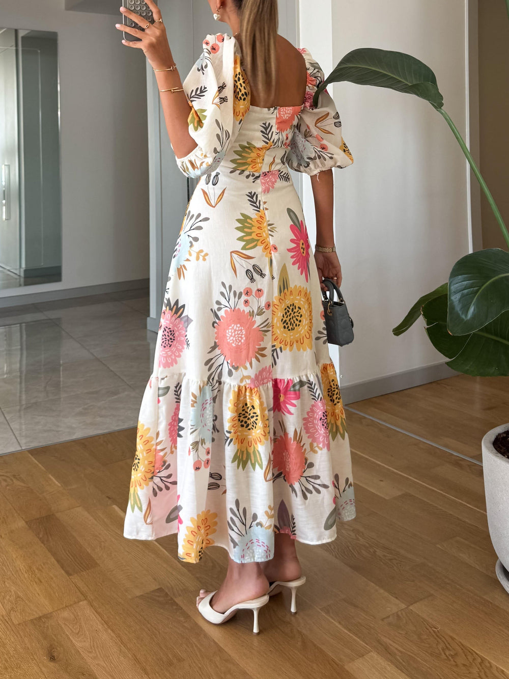 CAMILLE – ELEGANTES BLOOM PUFF-SLEEVE KLEID