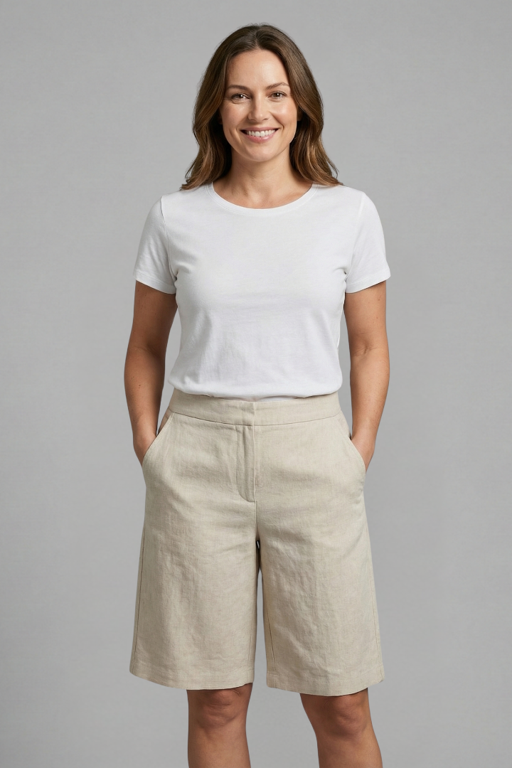 Almira | Damen Bermuda Shorts mit Elastikbund und Seitentaschen
