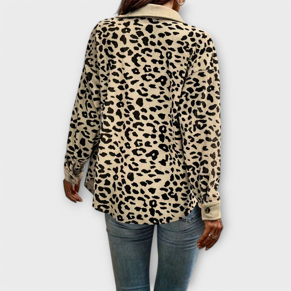 Lena | Damen Hemdjacke modern im Leopardenlook
