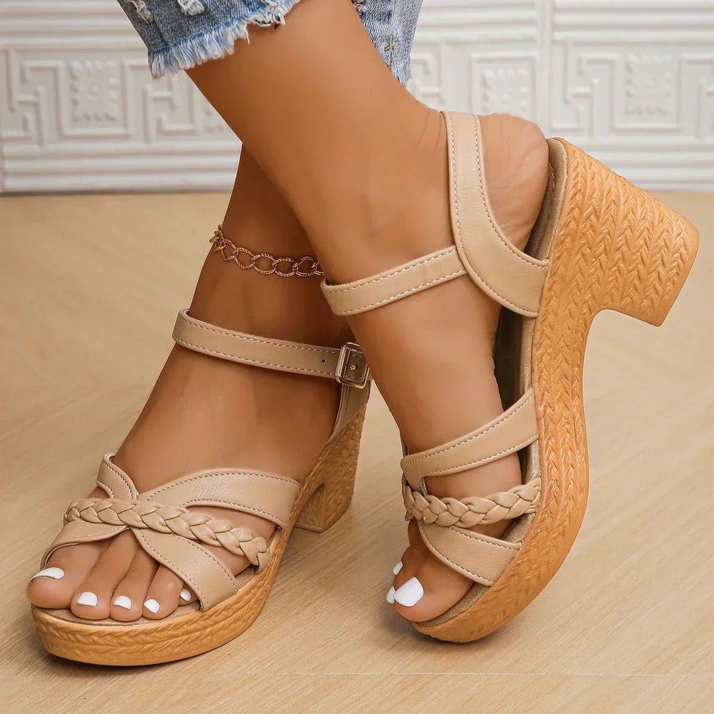 Gwendolyn | Damen Riemchensandalen Geflochtene Details