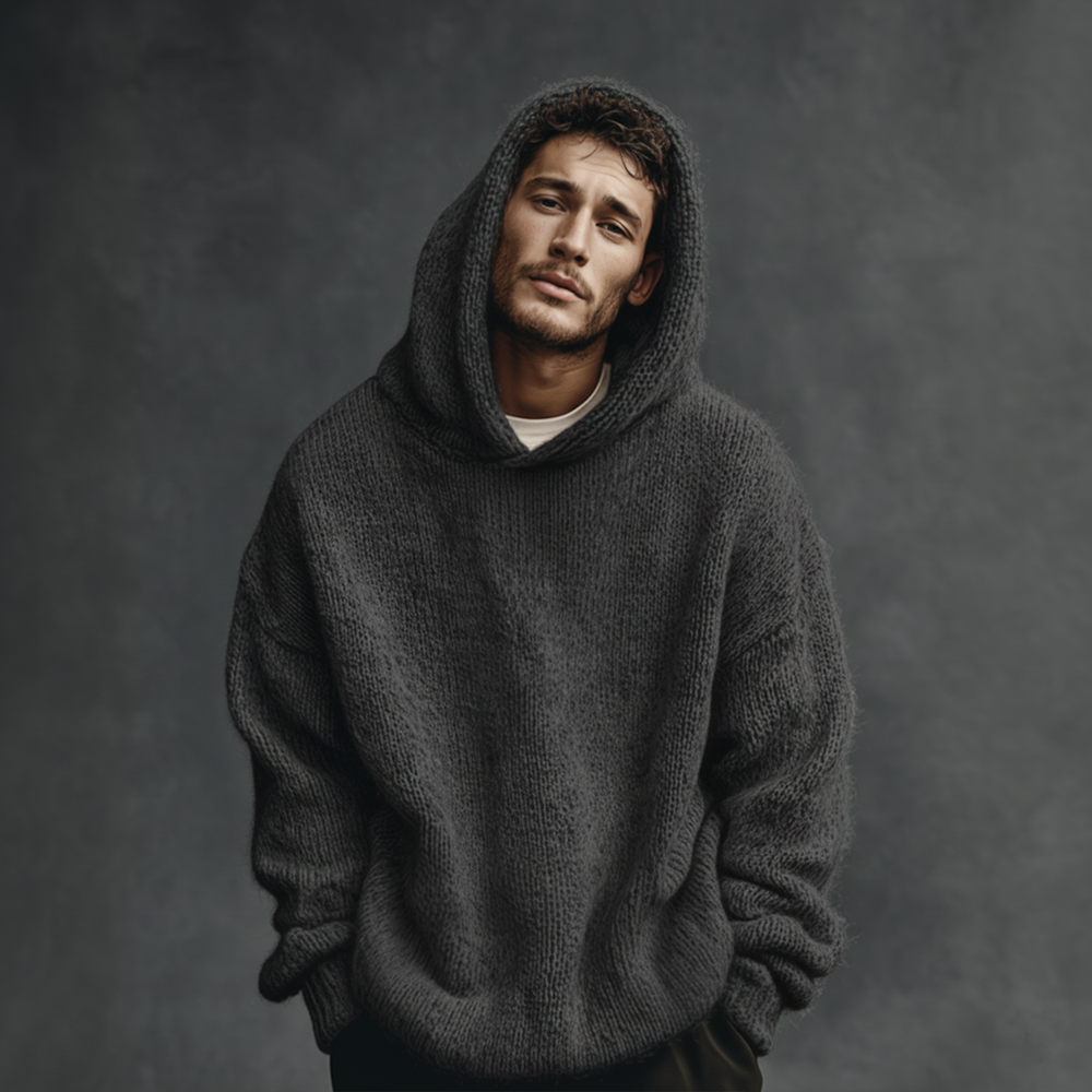 Fabian | Moderner Hoodie für Männer im Alltag