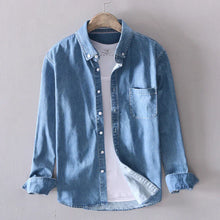 Tiefblau