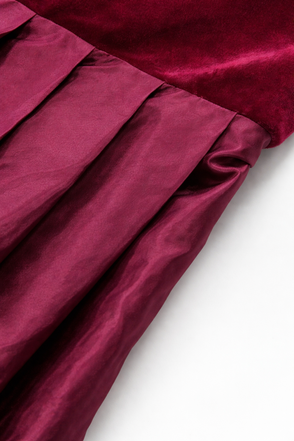 Damen Dirndl Set mit Samtoberteil und Schürze