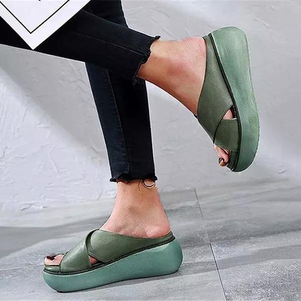 Leonie | Damen Gepolsterte Flache Sandalen Kreuzriemen