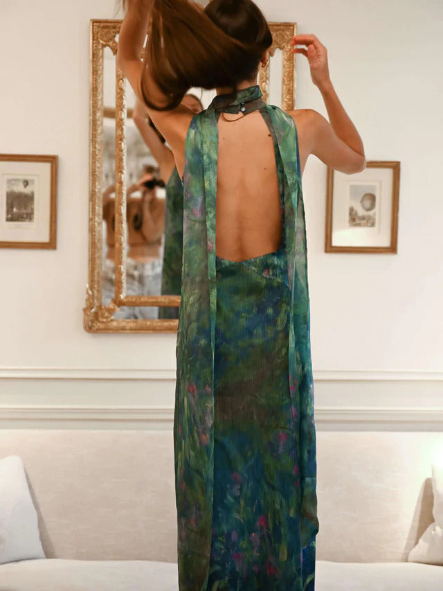 Damen Maxikleid mit Halterneck, Rückenausschnitt und Druckmuster