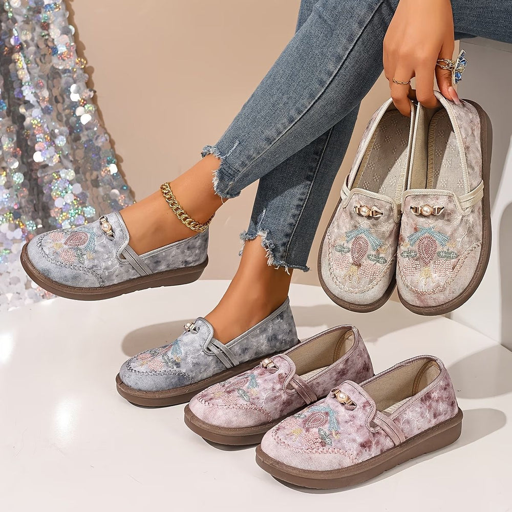 Marlene | Damen Slipper Blumenstickerei Perlendetails